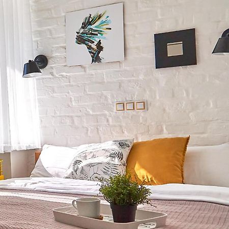 Яскраві Апартаменти √ Wi-Fi √ Кава √ 2Хв П.Олександрія Bila Țerkva Exterior foto