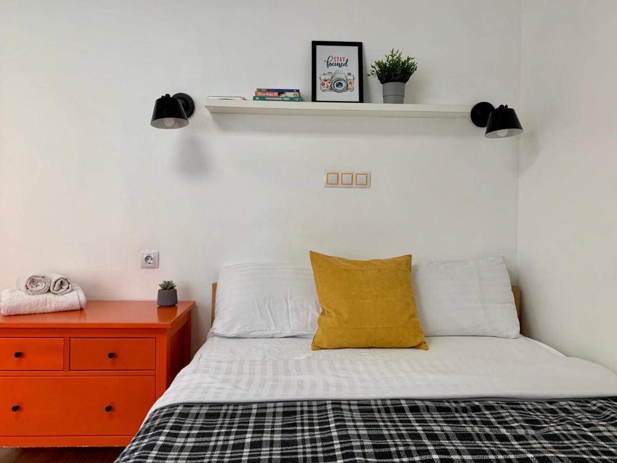 Яскраві Апартаменти √ Wi-Fi √ Кава √ 2Хв П.Олександрія Bila Țerkva Exterior foto