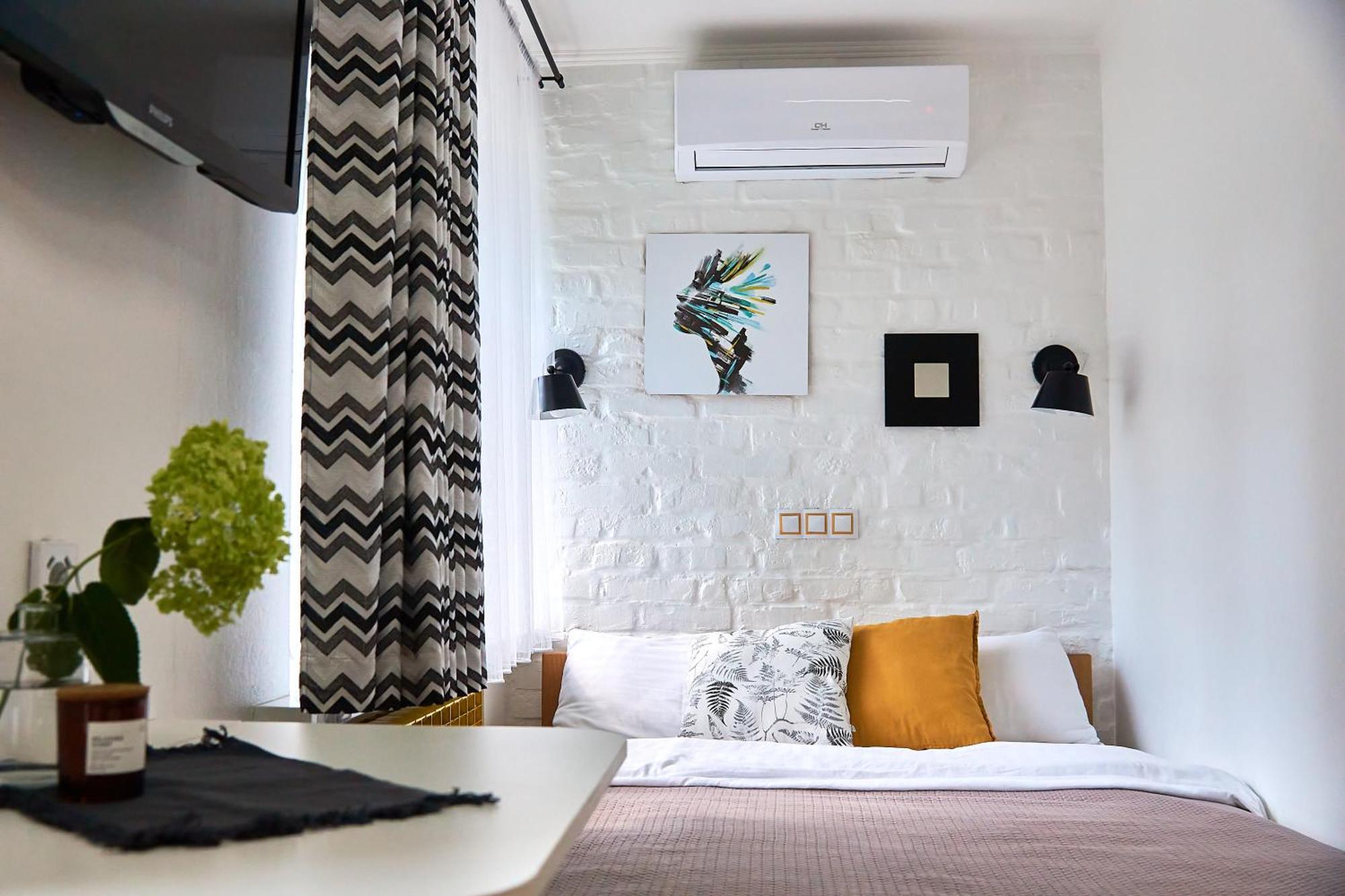 Яскраві Апартаменти √ Wi-Fi √ Кава √ 2Хв П.Олександрія Bila Țerkva Exterior foto