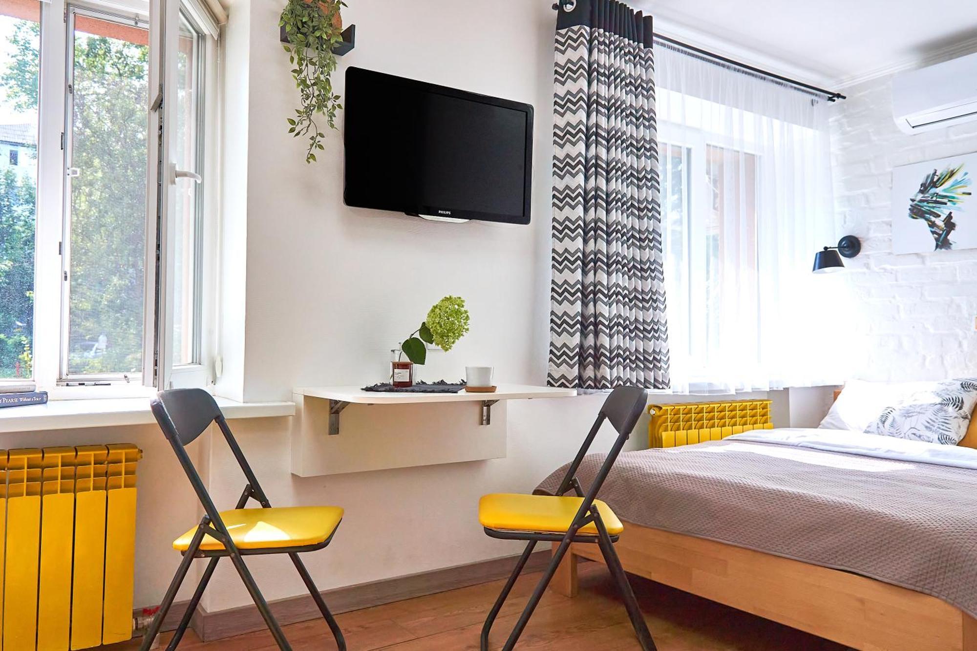 Яскраві Апартаменти √ Wi-Fi √ Кава √ 2Хв П.Олександрія Bila Țerkva Exterior foto