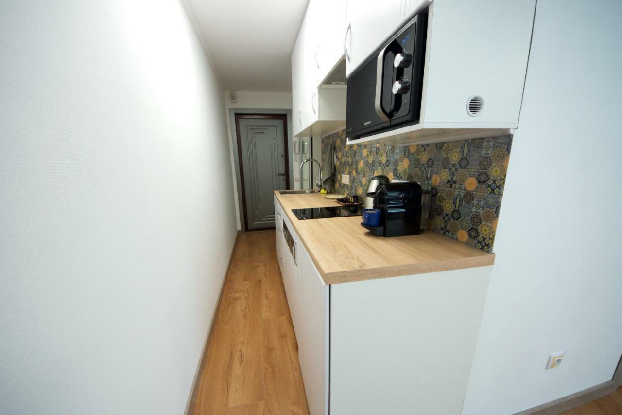 Яскраві Апартаменти √ Wi-Fi √ Кава √ 2Хв П.Олександрія Bila Țerkva Exterior foto